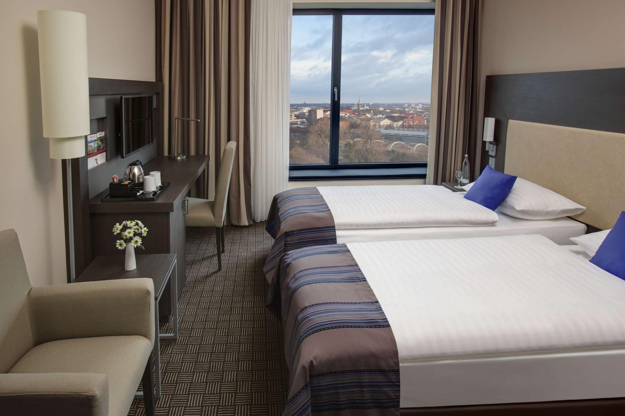 Intercityhotel Hamburg Dammtor-Messe מראה חיצוני תמונה
