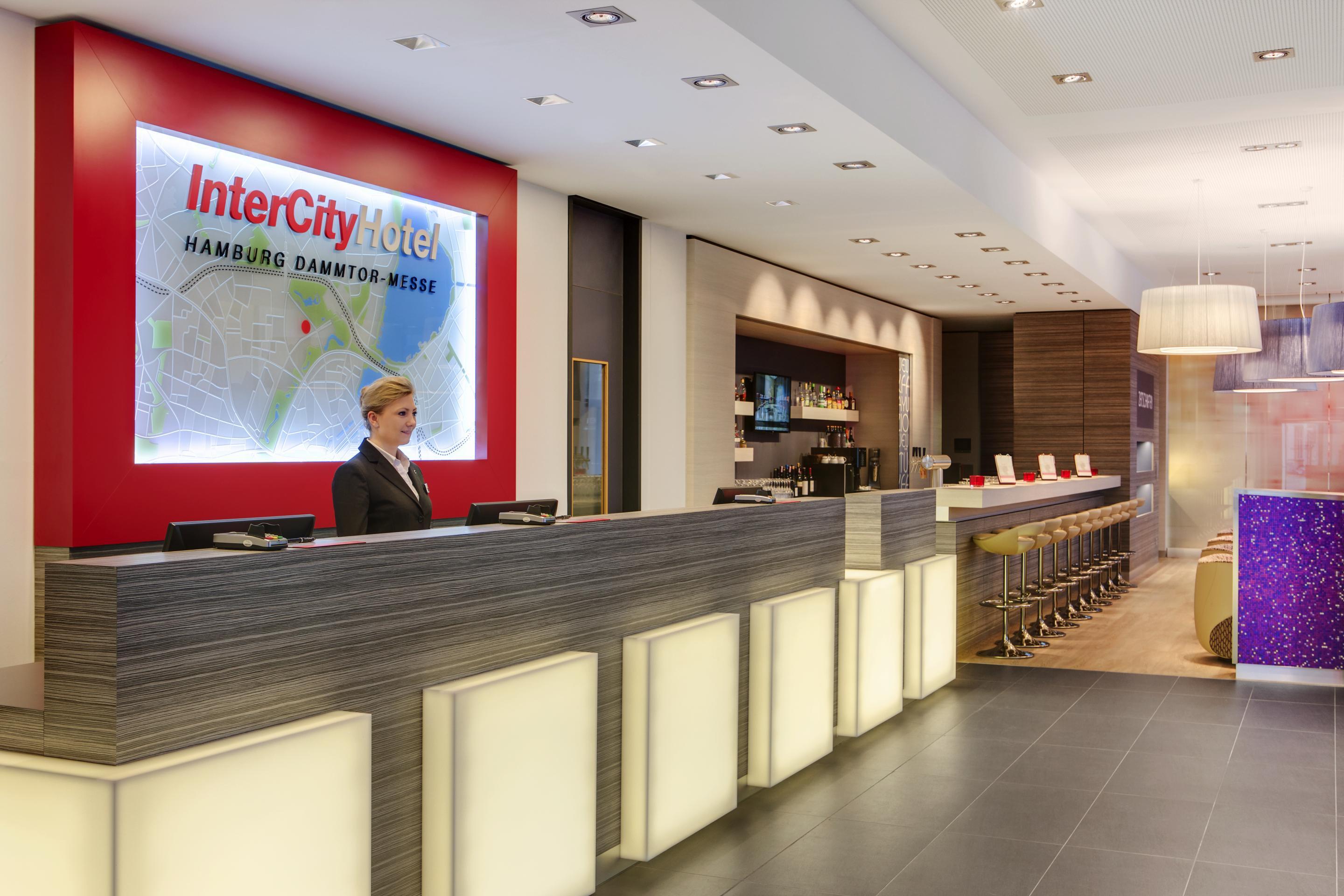 Intercityhotel Hamburg Dammtor-Messe מראה חיצוני תמונה