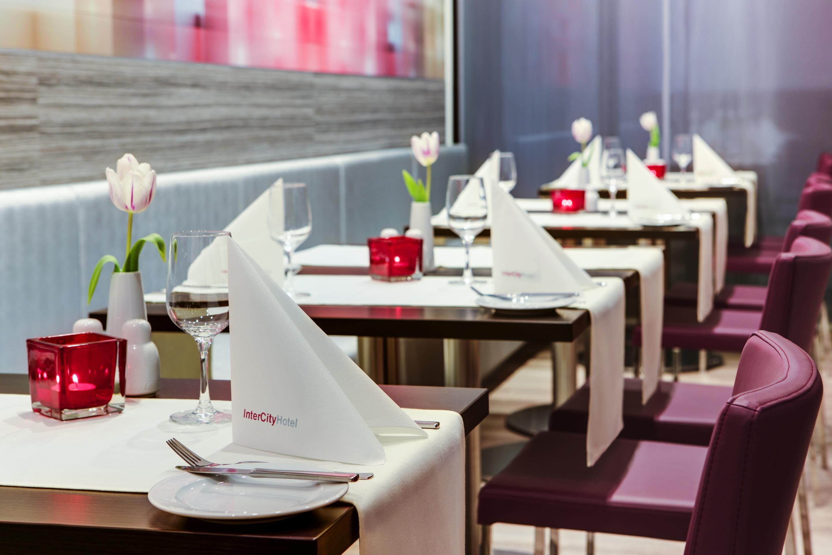 Intercityhotel Hamburg Dammtor-Messe מראה חיצוני תמונה