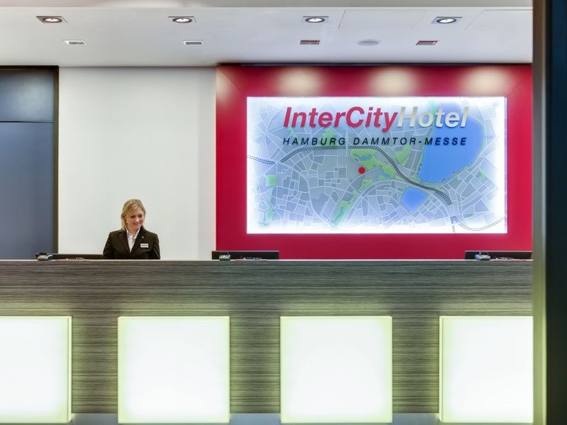 Intercityhotel Hamburg Dammtor-Messe מראה חיצוני תמונה