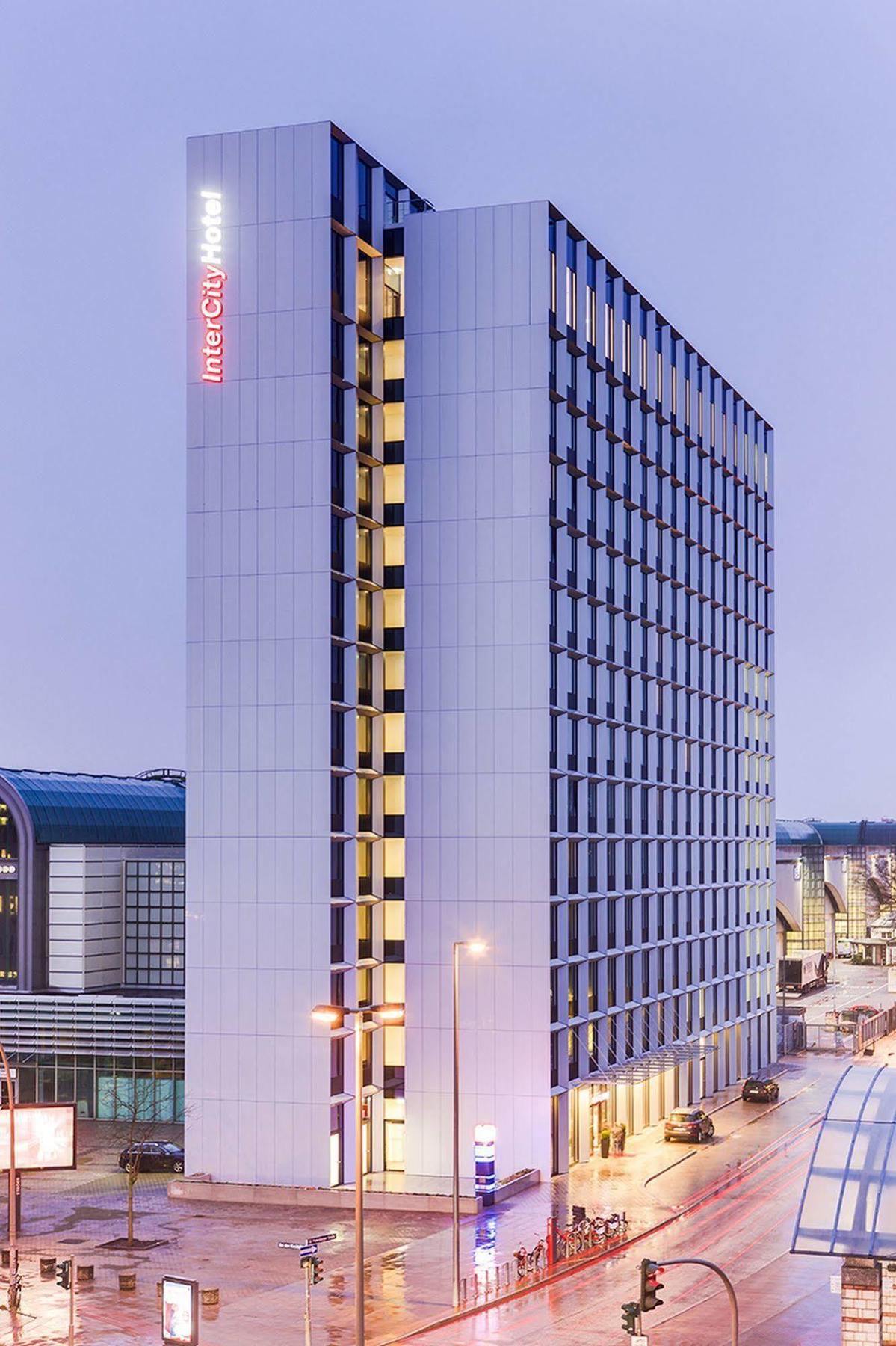 Intercityhotel Hamburg Dammtor-Messe מראה חיצוני תמונה